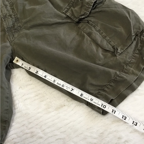 Perfection green cargo shorts size 52 / US36-38 - Picture 3 of 9